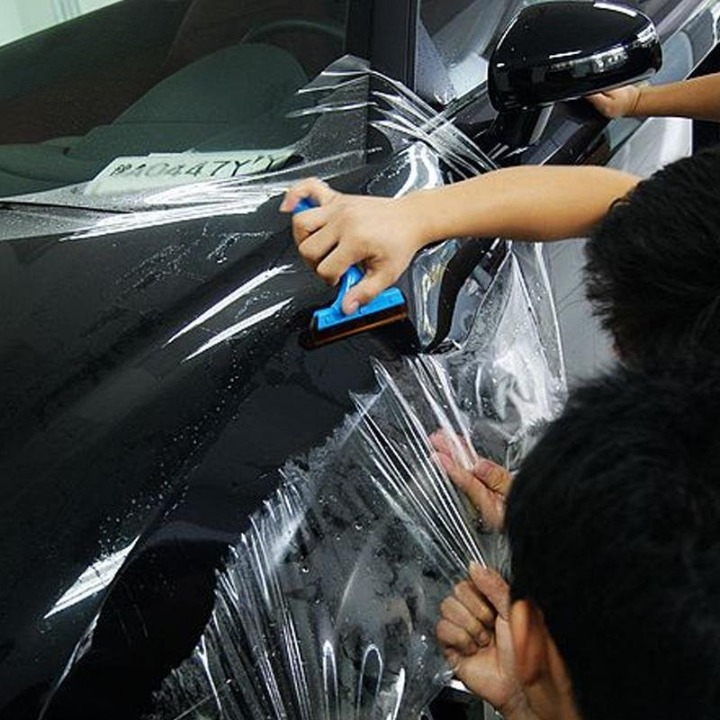 http://hitechcardetailingstudio.in/wp-content/uploads/2022/05/carlike-cl-tph-ppf-car-paint-protection-film-973777_1024x1024@2x_cleanup.jpg